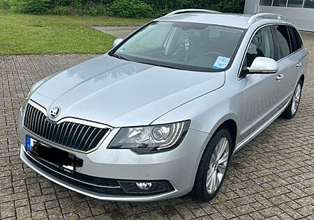 Skoda Superb 1.8 TSI Elegance Combi Elegance