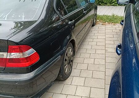 BMW 320d -