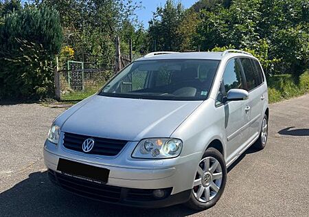 VW Touran Volkswagen 2.0 TDI Tüv 2027