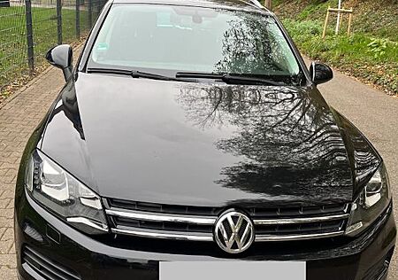 VW Touareg Volkswagen 3.0 V6 TDI Tiptronic BlueMotion Tech...