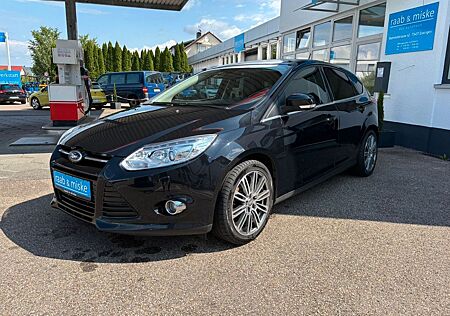 Ford Focus Lim. Titanium *Xenon/Kamera/SHZ/Bluetooth*
