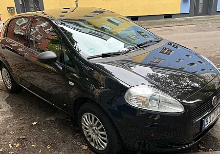 Fiat Punto gebraucht kaufen Fiat Punto 2013_sparsam & gepflegt Stadtflitzer