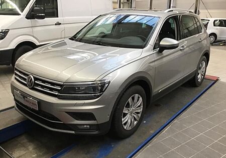 VW Tiguan Volkswagen DSG Highline BMT AHK/Pano/HUD/Leder/360