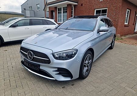 Mercedes-Benz E 300 de 4Matic 9G-TRONIC AMG Line Panorama AHK