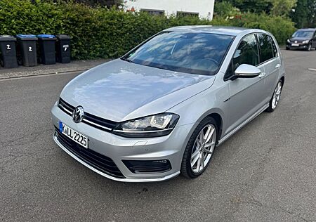 VW Golf Volkswagen 2.0 TDI DSG R-Line KeylessGo Xenon Navi Sta