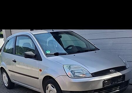 Ford Fiesta 1.3 44 kW MUSS HEUTE WEG