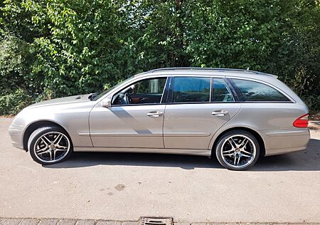 Mercedes-Benz E 280 4MATIC T ELEGANCE Elegance