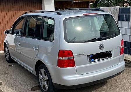 VW Touran Volkswagen 1.9 TDI/ Automatik/ TÜV neu/ kein Rost/