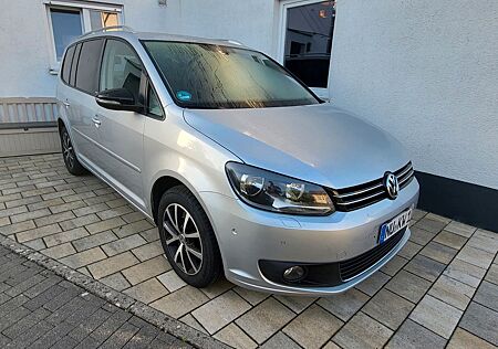 VW Touran Volkswagen 2.0 TDI Style BlueMotion Technology S...