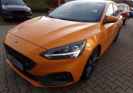 Ford Focus ST Turnier 2.3 EcoBoost