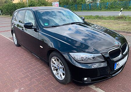 BMW 320 Touring Efficient Dynamics Edition AHK NAVI