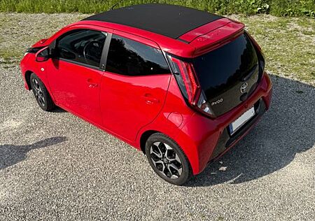 Toyota Aygo (X) Aygo (X) 1,0-l-VVT-i Team Deutschland FALTDACH