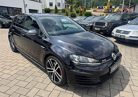 VW Golf Volkswagen VII GTD/DSG/Sport&Sound/Navi/Xenon/Kamera