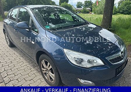 Opel Astra J Lim. 5-trg. //WENIG KM//TEMPOMAT//