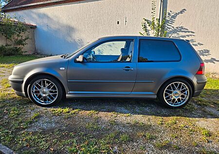 VW Golf Volkswagen 1.8T 132 kW 25 Jahre Jubi GTI