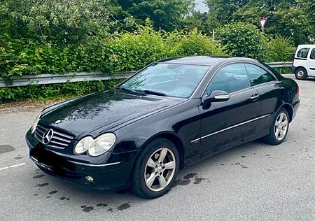 Mercedes-Benz CLK 200 KOMPRESSOR AVANTGARDE Avantgarde