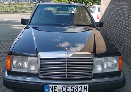 Mercedes-Benz 300 D