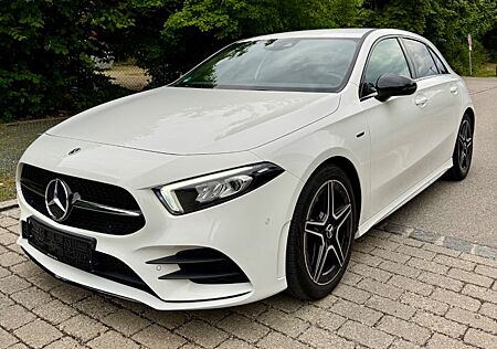Mercedes-Benz A 180 -Garantie-AMG-Night Paket-Neuer Service
