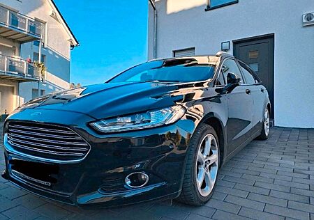 Ford Mondeo 2.0 POWERSHIFT