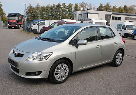 Toyota Auris Basis