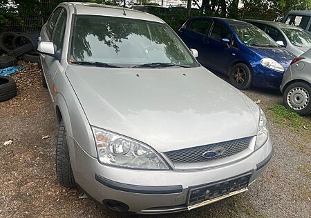 Ford Mondeo 2.0 Ghia