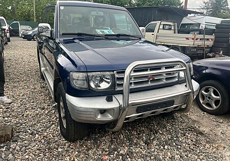 Mitsubishi Pajero American Dream 3500 V6/24V American Dream