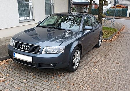 Audi A4 1.8 T -