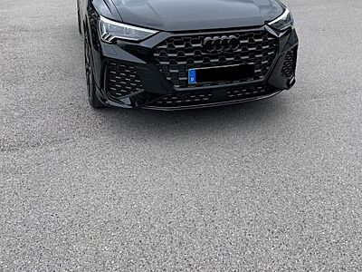 Audi RSQ3