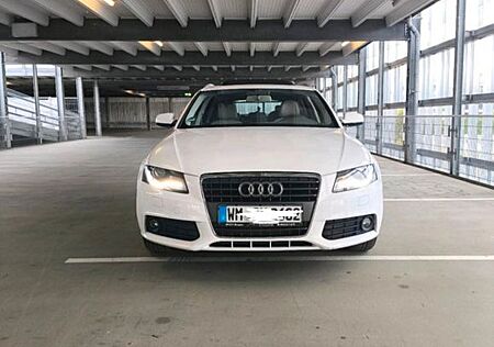Audi A4 1.8 TFSI Avant Panoramadach/ Isofix