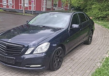 Mercedes-Benz E 220 E -Klasse Lim. CDI BlueEfficiency