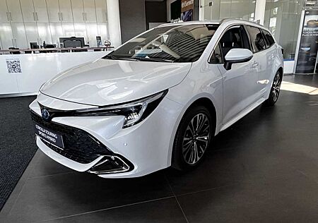 Toyota Corolla 2.0 Hybrid Touring Sports Teamplayer / p