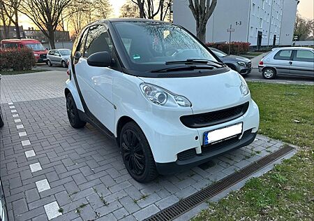 Smart ForTwo coupé 1.0 45kW mhd white limited whit...
