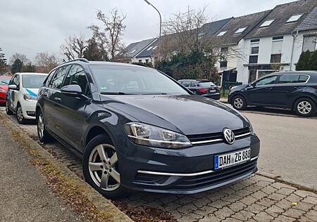 VW Golf Volkswagen 1.6 TDI Sound Variant Sound