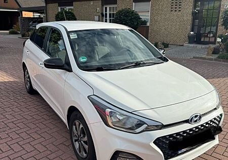 Hyundai i20 1.0 T-GDI 74kW YES!