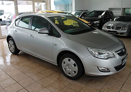 Opel Astra J Lim. 5-trg. Edition