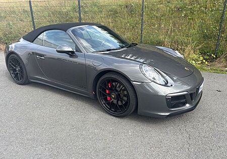 Porsche 991 Carrera 4 GTS Cabriolet