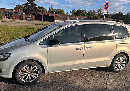 VW Sharan Volkswagen 2.0 TSI DSG Style Style
