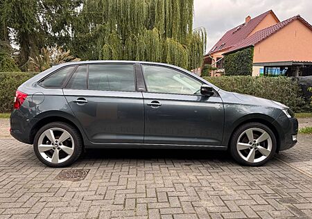 Skoda Rapid 1.4 TSI DSG Joy Spaceback Joy