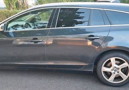 Volvo V60 D5 AWD Geartronic Summum