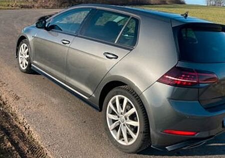 VW Golf Volkswagen 7.5 1.5 TSI R Line Highline