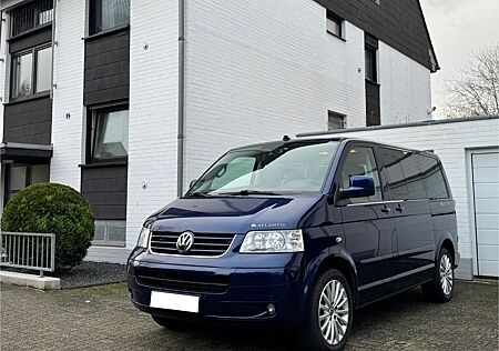 VW T5 Multivan Volkswagen Atlantis AHK/NAVI/Rost Frei/Std Hzg