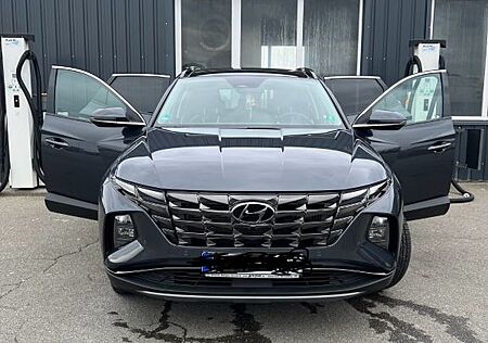 Hyundai Tucson 1.6 T-GDI Plug-in Hybrid 4WD Auto -