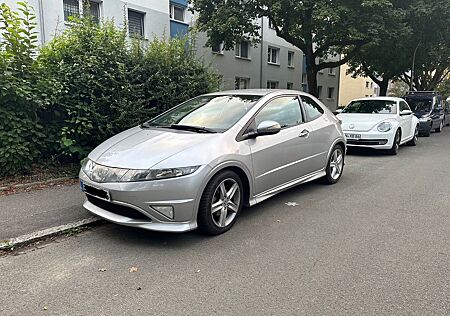 Honda Civic 1.8 Type S 77tk