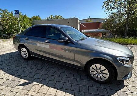 Mercedes-Benz C 200 4MATIC Autom. -