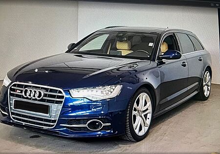 Audi S6 Avant 4.0 TFSI quatt 420 PS V8 32V TFSi