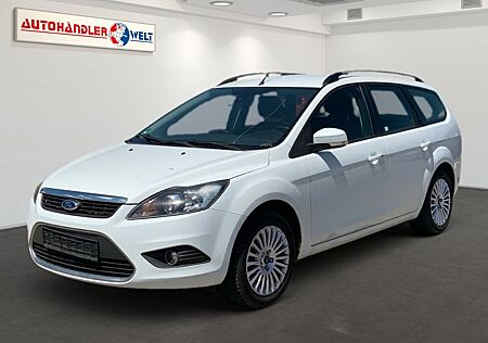 Ford Focus Kombi 2.0 16V AAC Navi SHZ PDC Tempo
