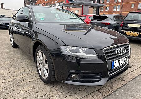 Audi A4 (8K) 1,8 TFSI Lim. Ambiente Aut.*Navi*PDC*Alu*