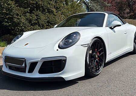 Porsche 991 911 GTS Cabrio