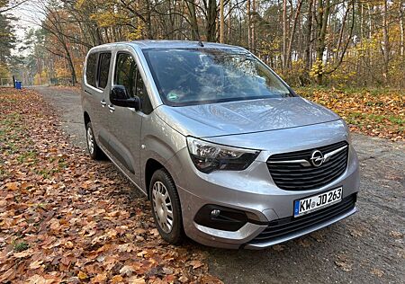 Opel Combo Rollstuhlumbau + Rampe + Winde