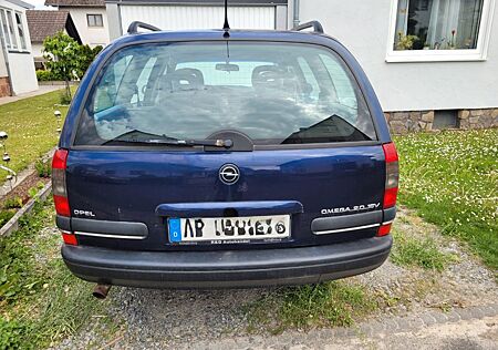 Opel Omega 2.0 16V -